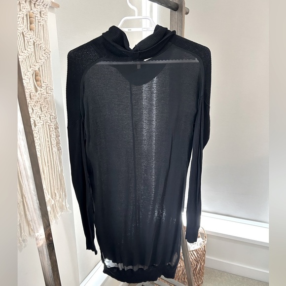 (BLACK) Wilfred Silk + Cashmere Top - Picture 4 of 4